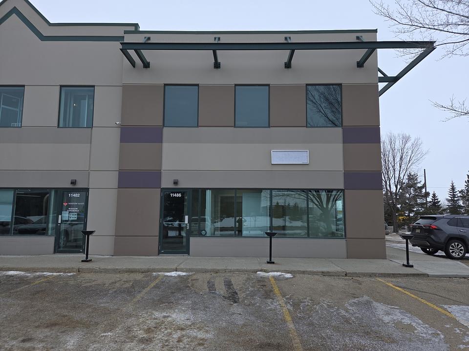 11486 Winterburn Road Northwest, Edmonton, AB