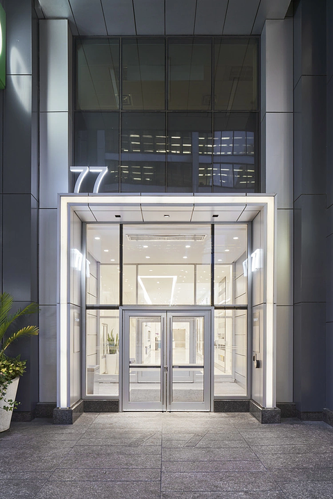 01904 - 77 Bloor Street West, Toronto, ON