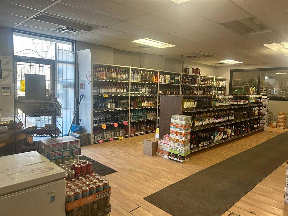 349 9 Street East, Brooks, AB