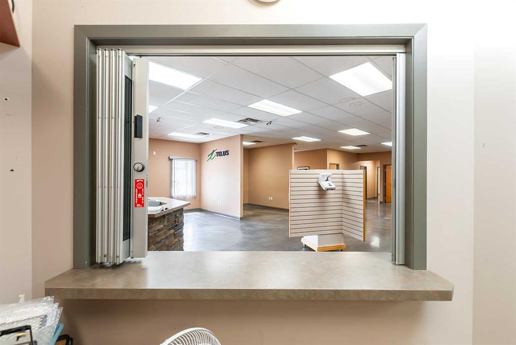 662 16 Street Southwest, Medicine Hat, AB