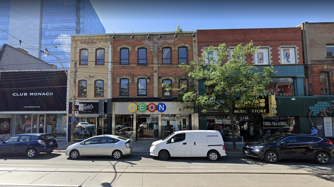 300 - 411 Queen Street West, Toronto, ON
