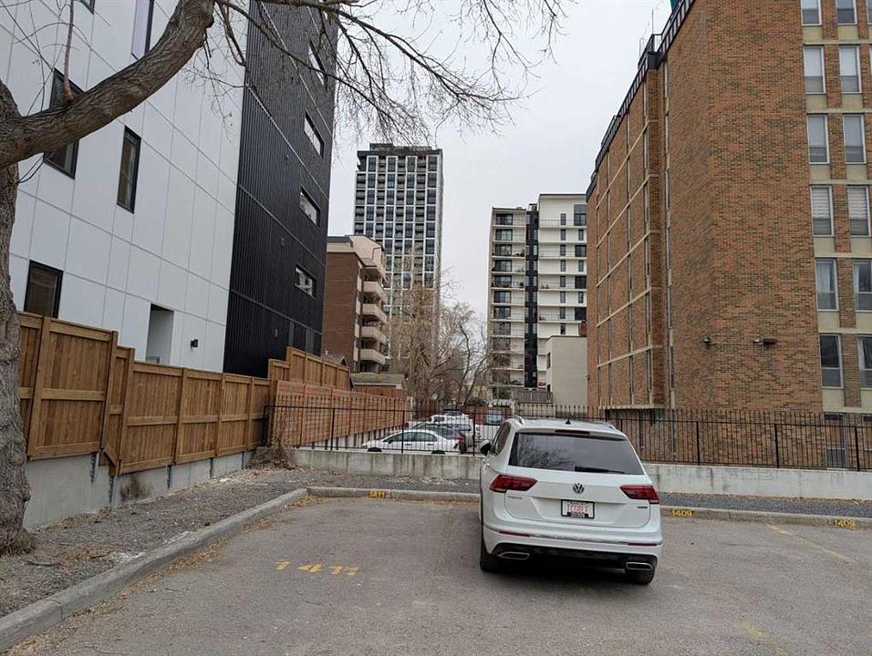 1411 2 Street Southwest, Calgary, AB