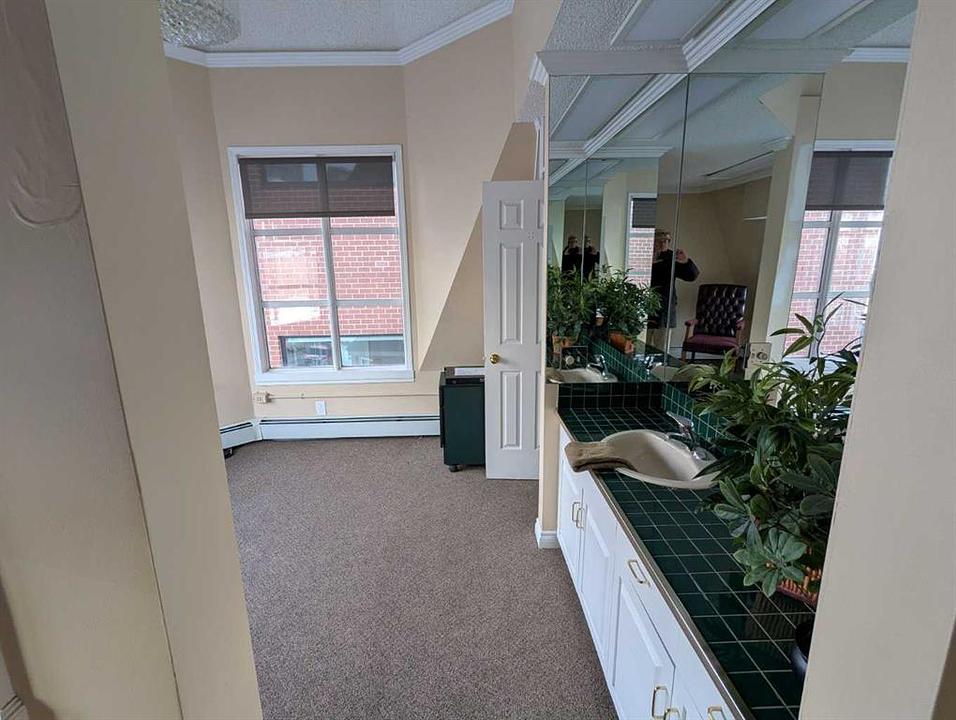1411 2 Street Southwest, Calgary, AB