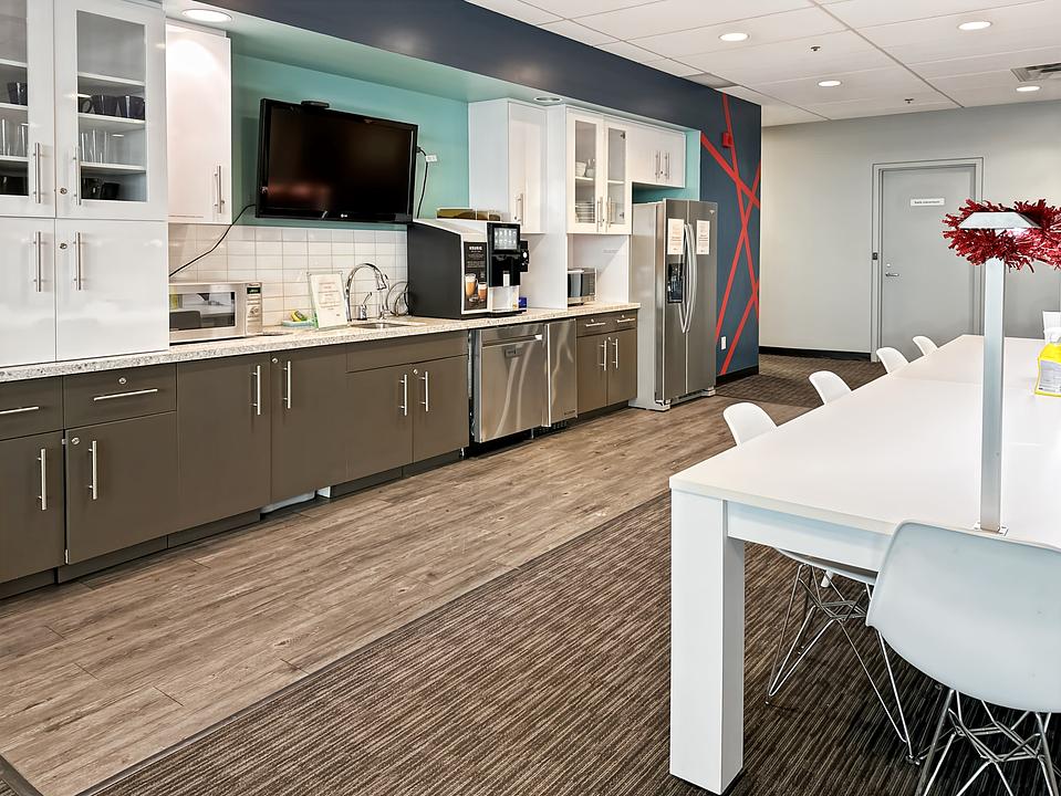 T500 - 3055 Boulevard Saint-Martin Ouest, Laval, QC