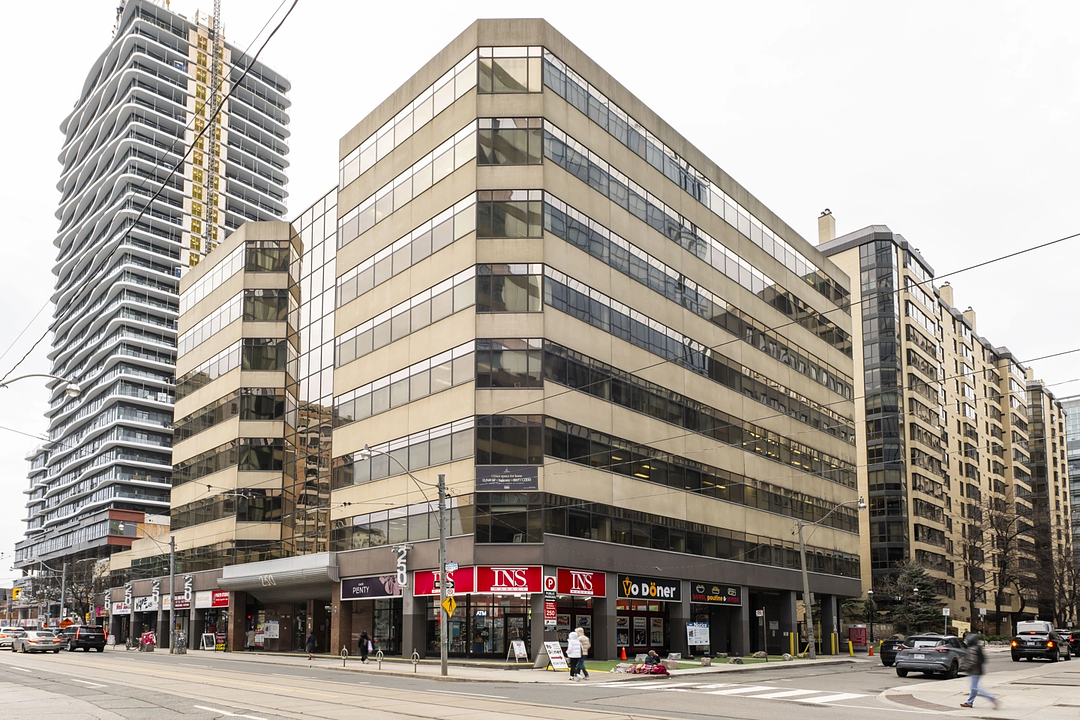 101 - 250 Dundas Street West, Toronto, ON
