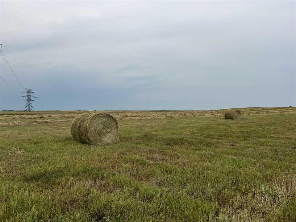 Hwy 23, Rural Foothills County, AB
