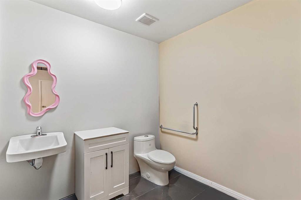 53 - 3131 27 Street Northeast, Calgary, AB