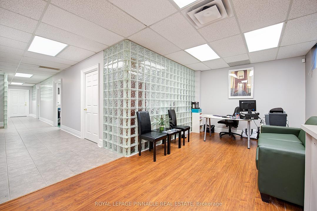 55-204 - 55 Village Centre Place, Mississauga, ON
