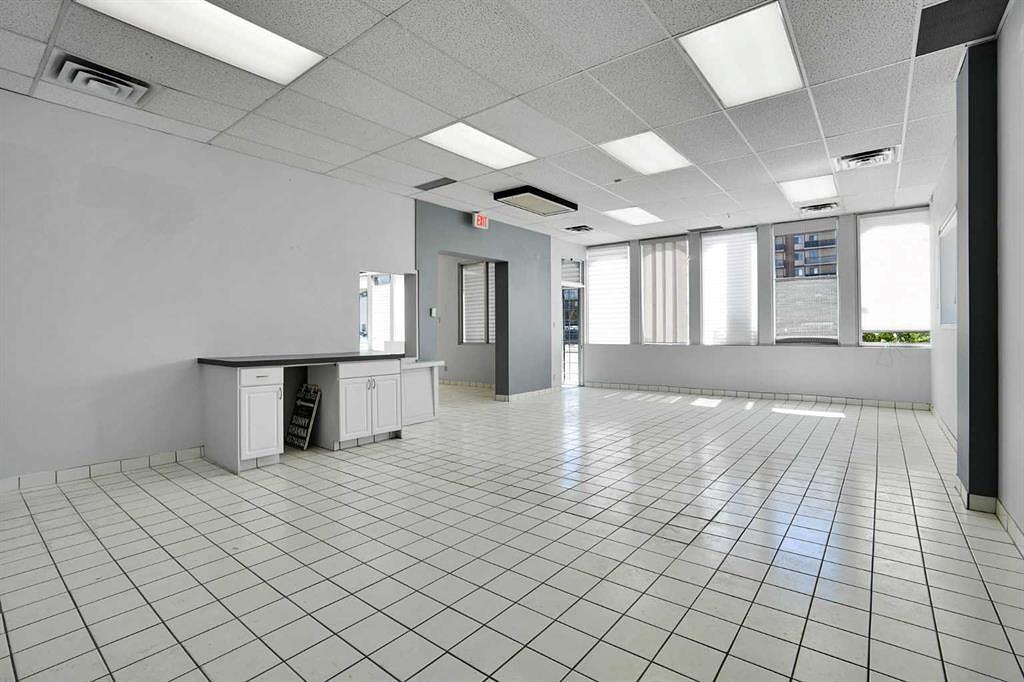 1350 11 Avenue Southwest, Calgary, AB