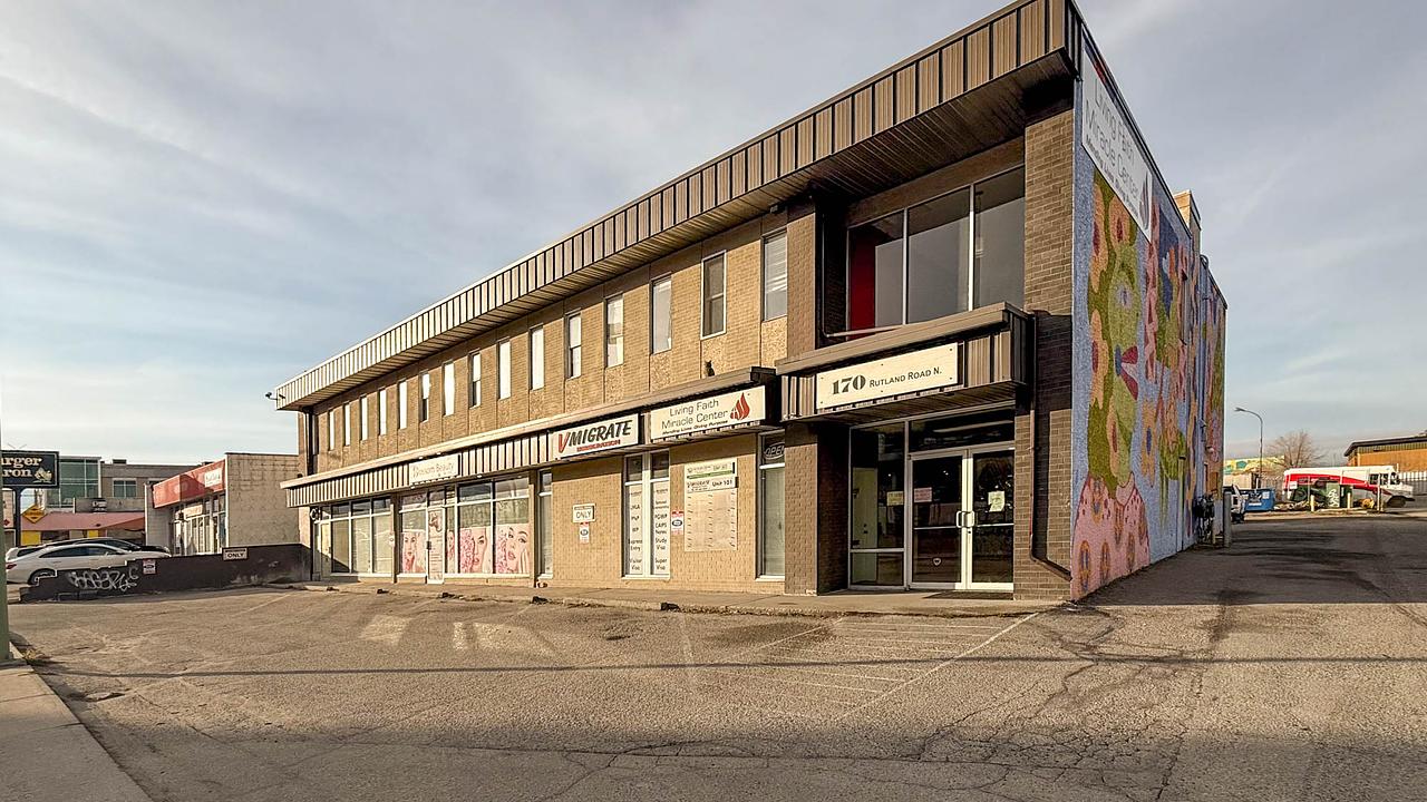 204 - 170 Rutland Road North, Kelowna, BC