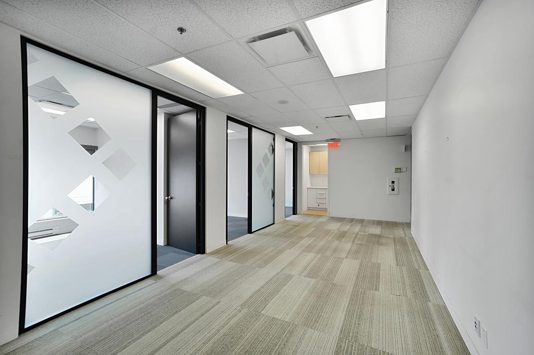 425 Boulevard de Maisonneuve, Montréal, QC