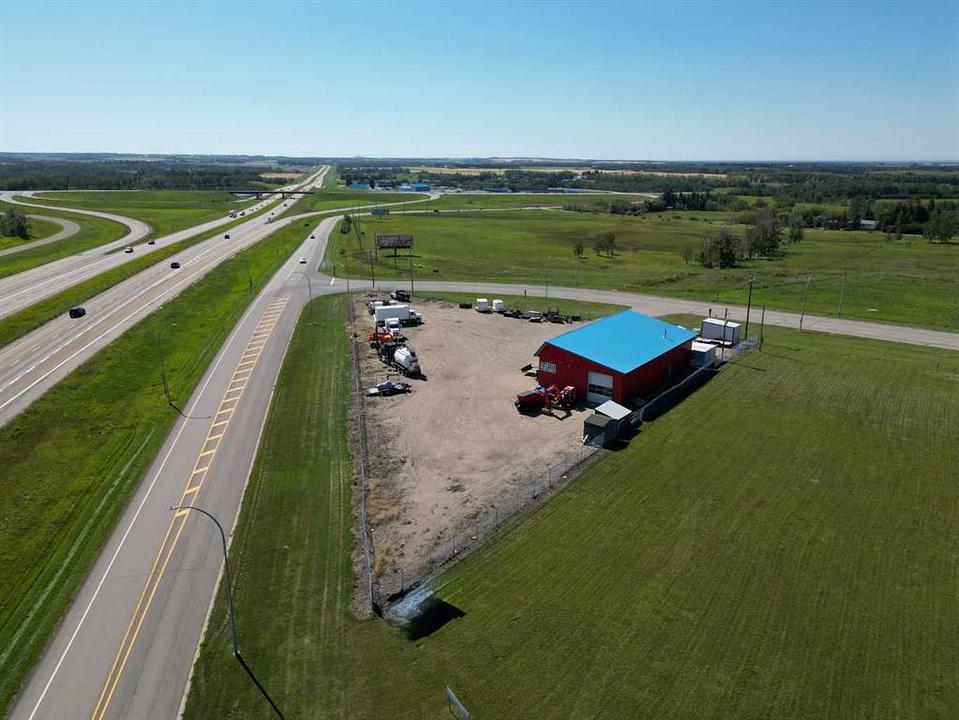 3208 52 Avenue, Innisfail, AB