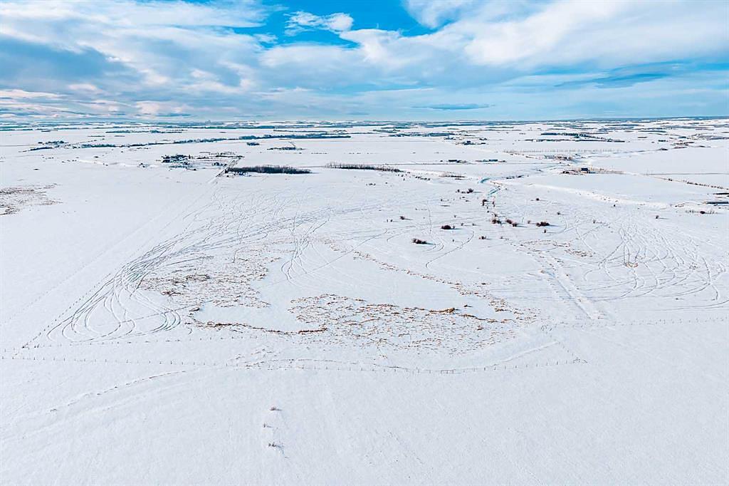PT. NW-19-73-4-W6 734 Township, Sexsmith, AB