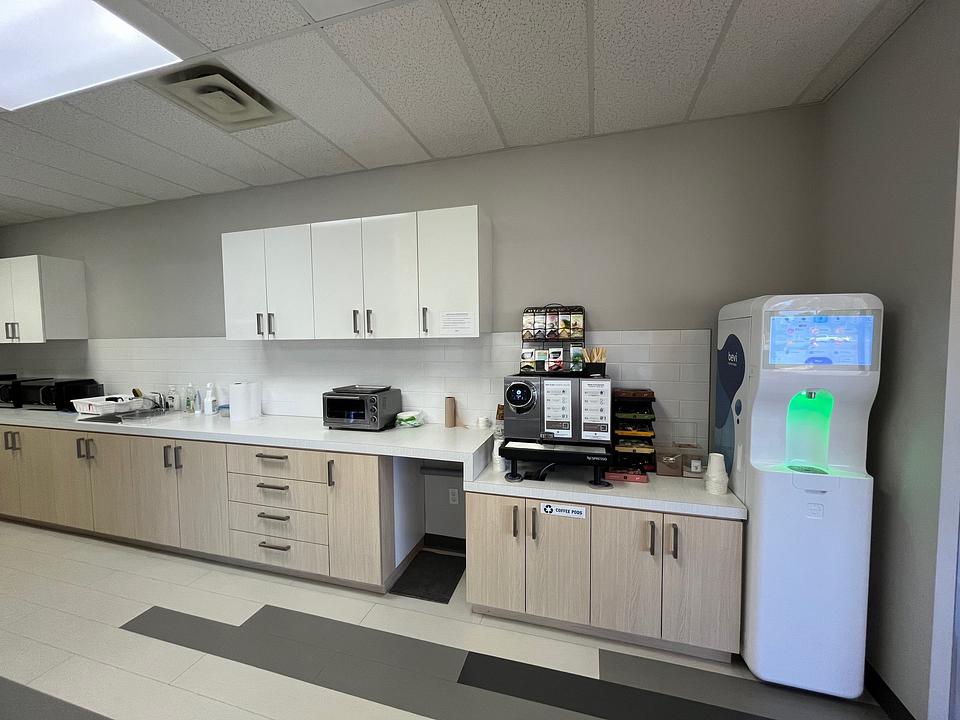 100 - 20 Colonnade Road, Ottawa, ON
