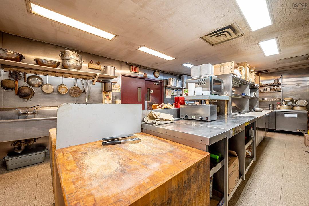 8986 Commercial Street, New Minas, NS