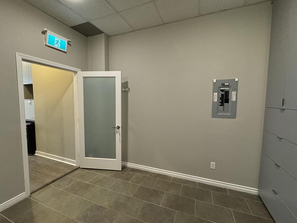 2025 - 1275-8888 Odlin Crescent, Richmond, BC