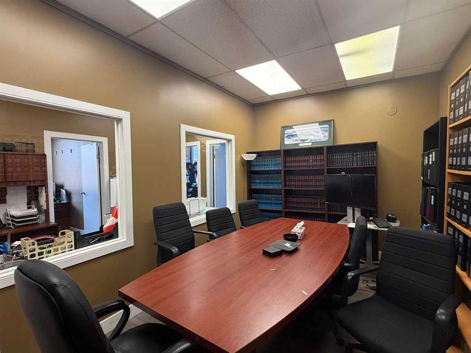 204 - 136 17 Avenue Northeast, Calgary, AB