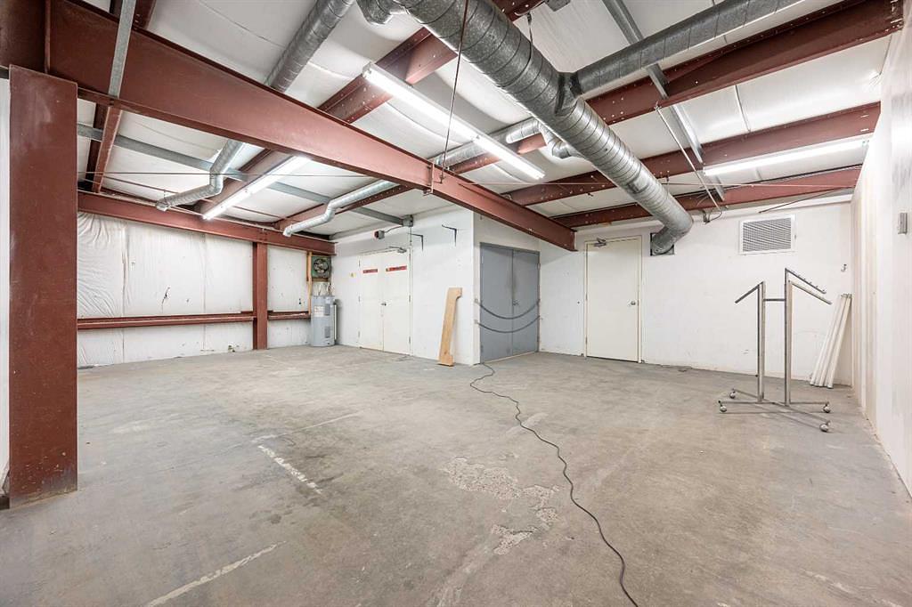 5402 44 Street, Lloydminster, AB