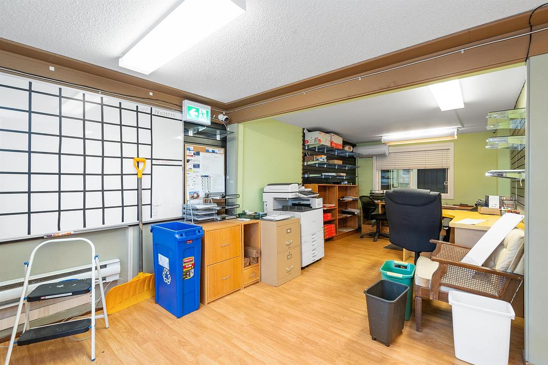 2265 West Railway Street, Abbotsford, BC