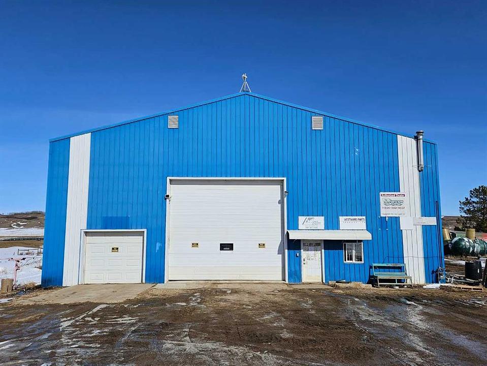 5116 51 Avenue, Meeting Creek, AB