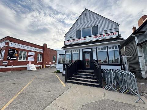109 14 Street Northwest, Calgary, AB