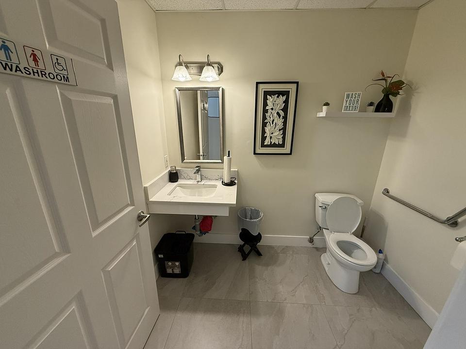 3558 Fraser Street, Vancouver, BC