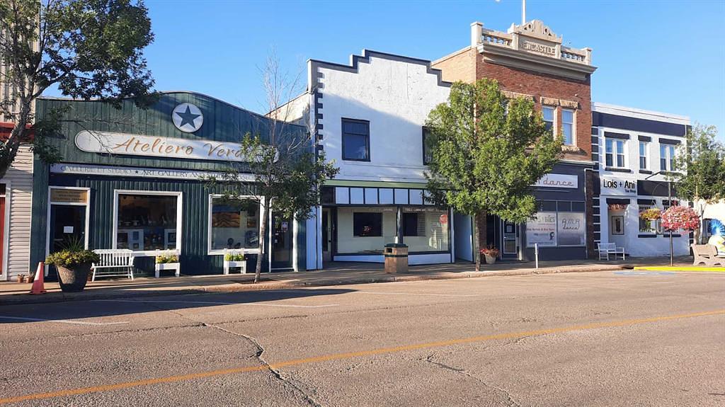 40 3 Avenue West, Drumheller, AB