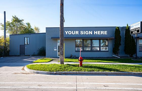 1808 St Matthews Avenue, Winnipeg, MB