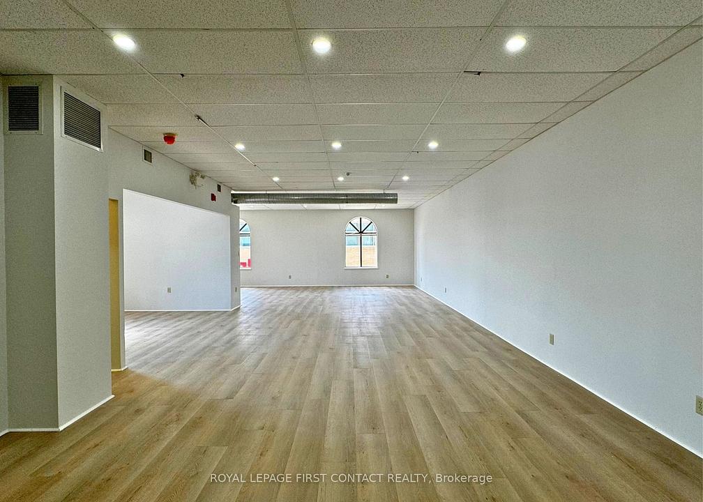 48 Collier Street, Barrie, ON