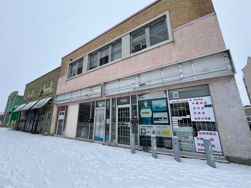 1604 Centre Street North, Calgary, AB