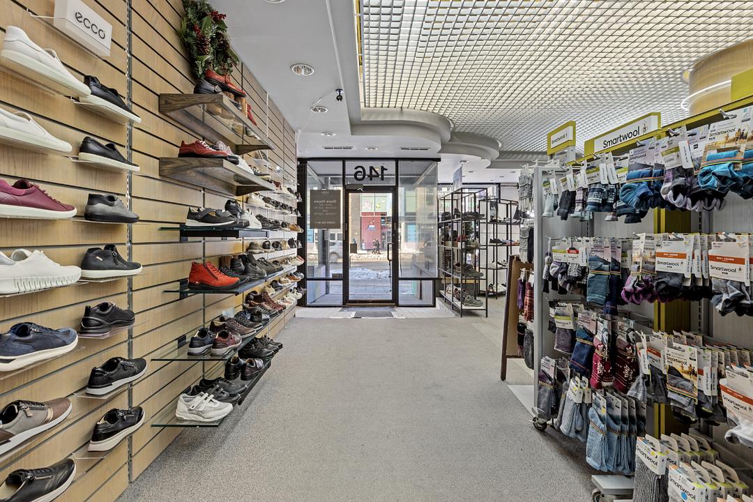 146 Rideau Street, Ottawa, ON