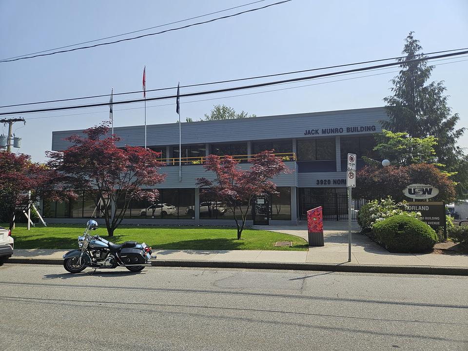 200 - 3920 Norland Ave, Burnaby, BC