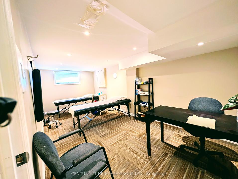 115 Sheppard Avenue West, Toronto, ON