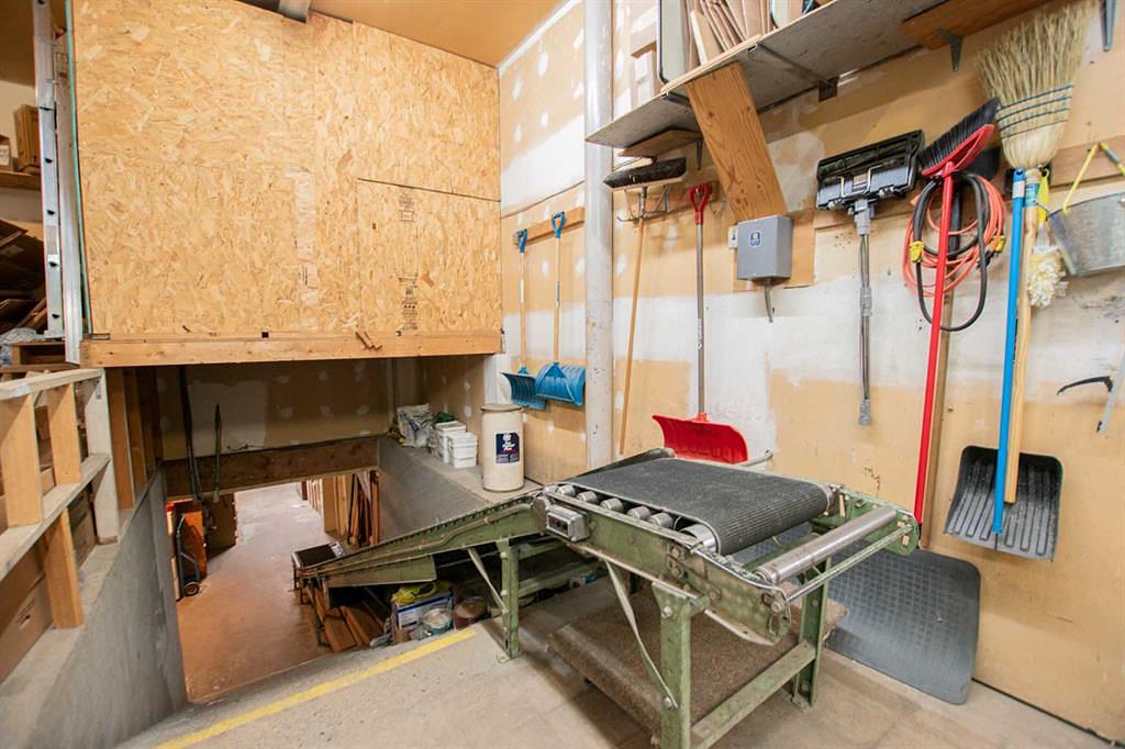 10012 100 Avenue, Grande Prairie, AB