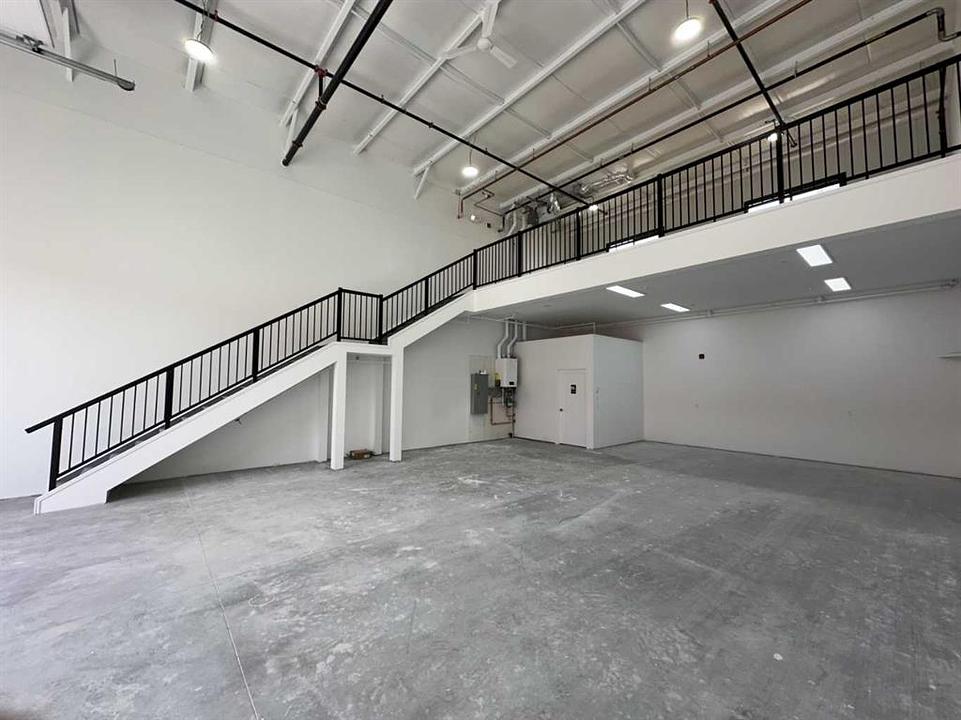 18 - 25 Southbank Crescent, Okotoks, AB