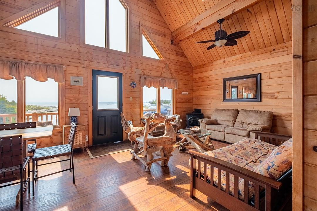8 Simmons Island, West Dover, NS