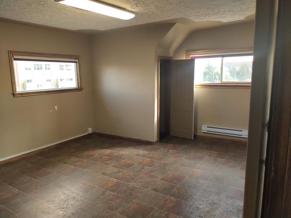 5216 48 Avenue, Red Deer, AB