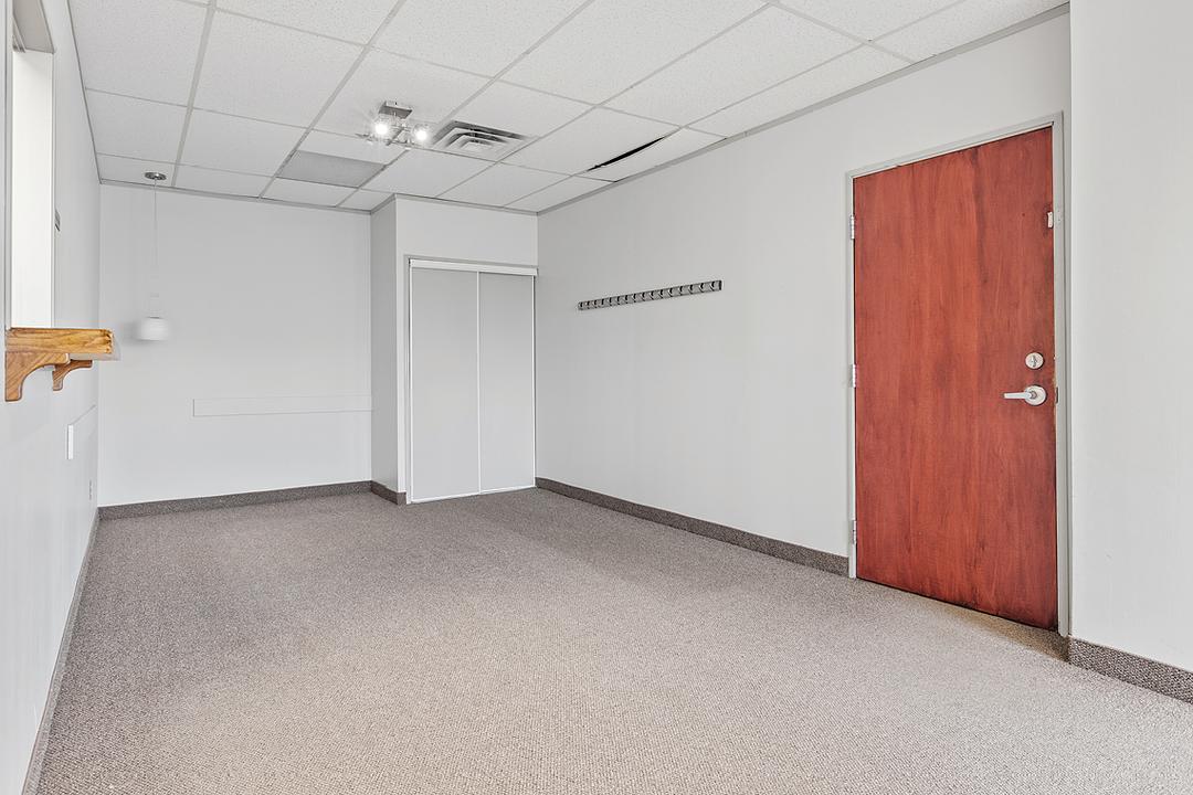 200 - 411 Roosevelt Ave, Ottawa, ON