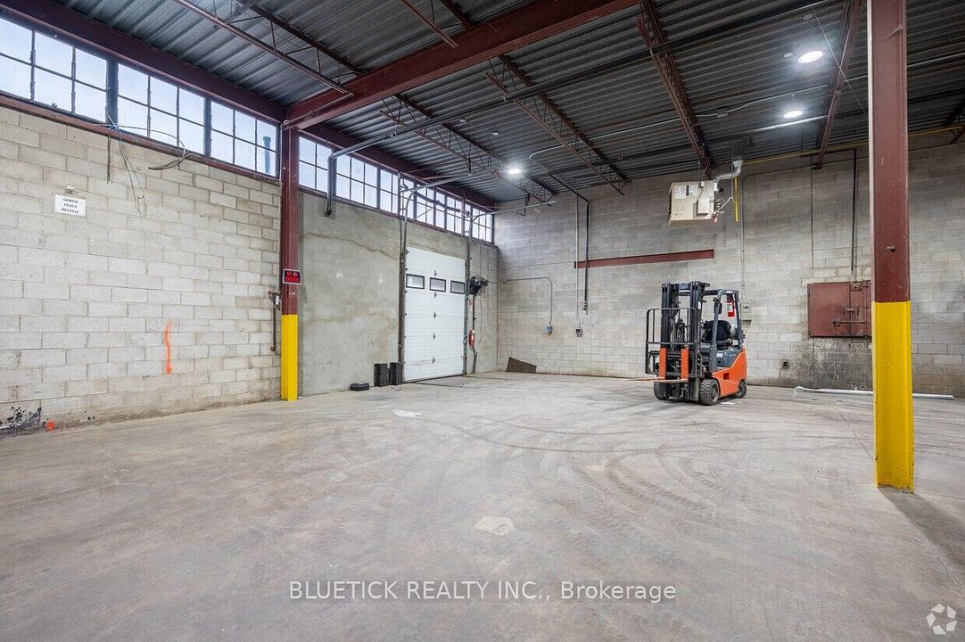 3 - 25 Tangiers Road, Toronto, ON
