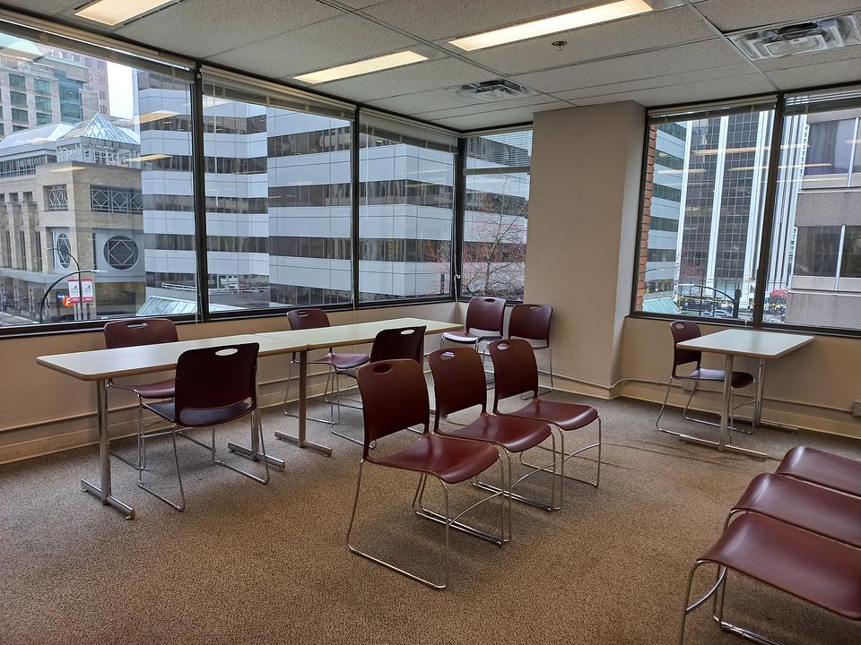 300 - 889 West Pender Street, Vancouver, BC