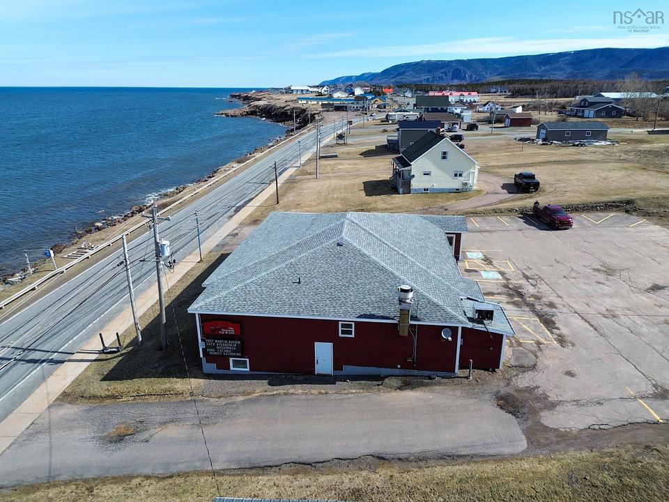 15528 Cabot Trail, Chéticamp, NS