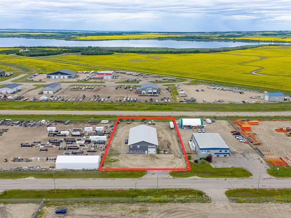 9326 81 Avenue, Clairmont, AB