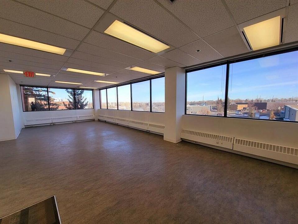3115 12 Street Northeast, Calgary, AB