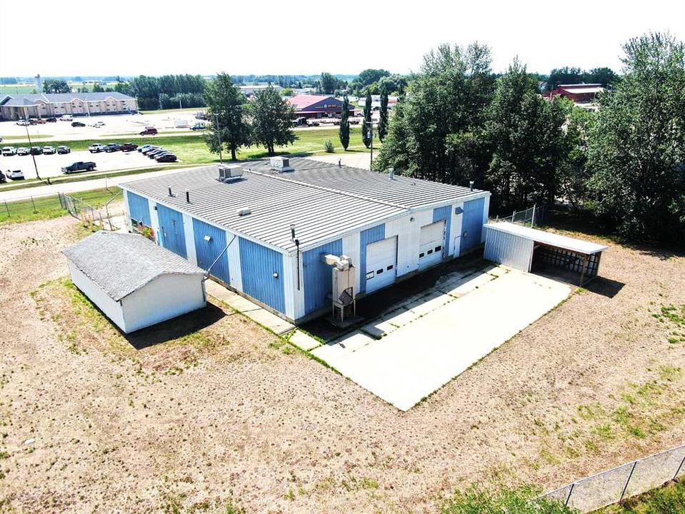 4120 - 53 Avenue, High Prairie, AB