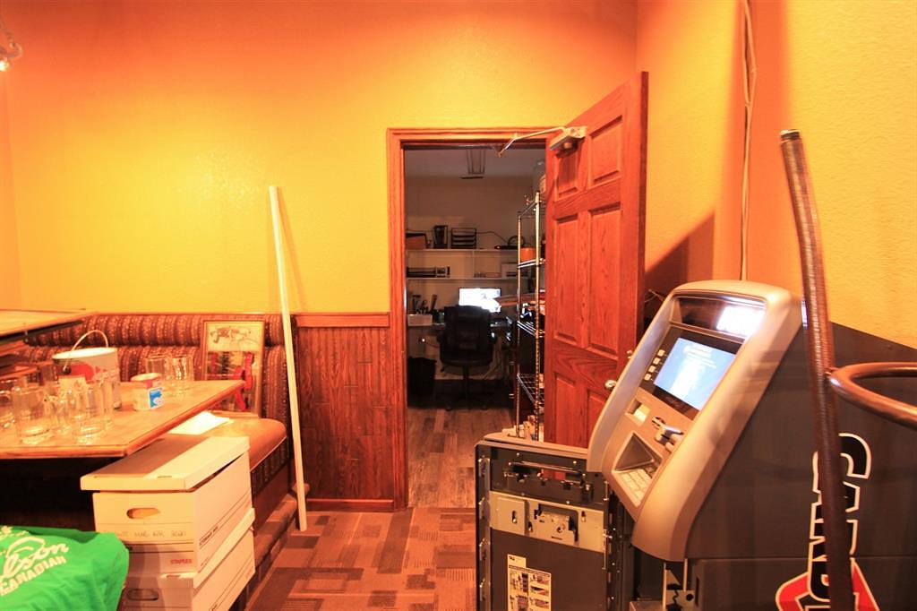 130 - 4410 52 Avenue, Lloydminster, AB
