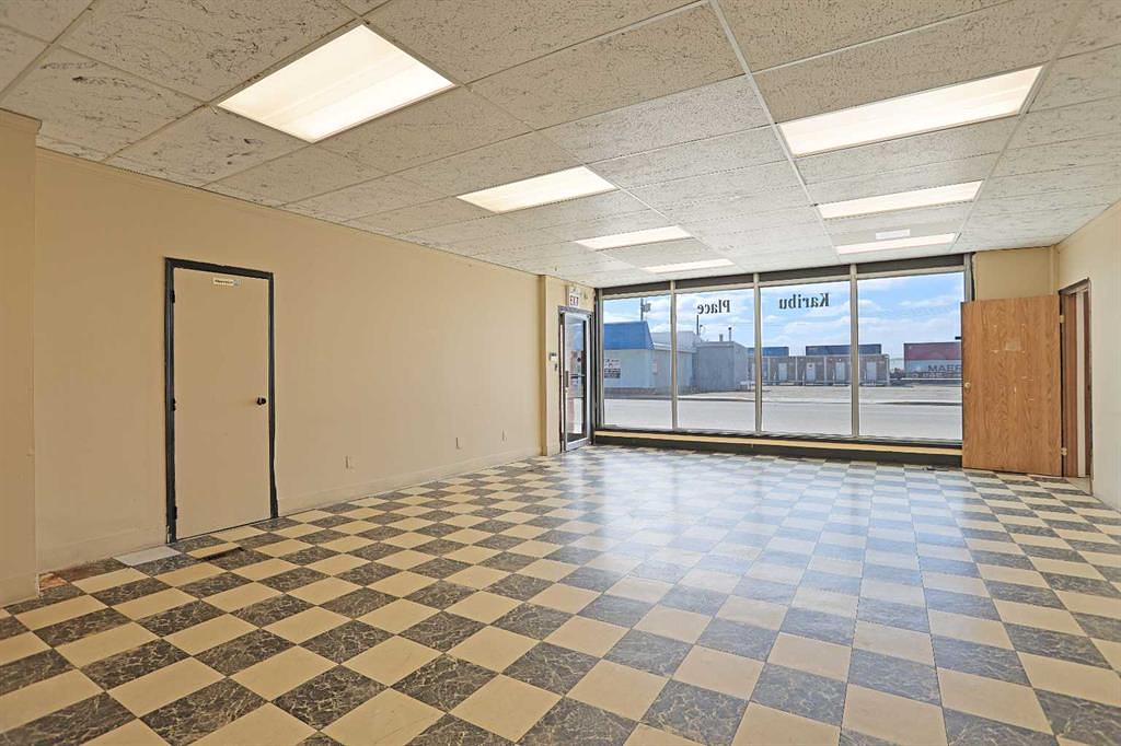 120 1st Avenue East, Brooks, AB