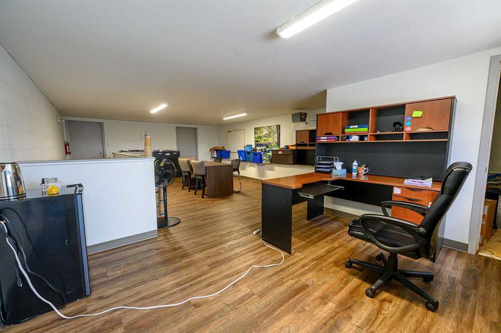 10013 110 Avenue, Grande Prairie, AB