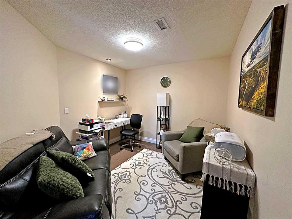 102 - 10110 Fraser Avenue, Fort McMurray, AB
