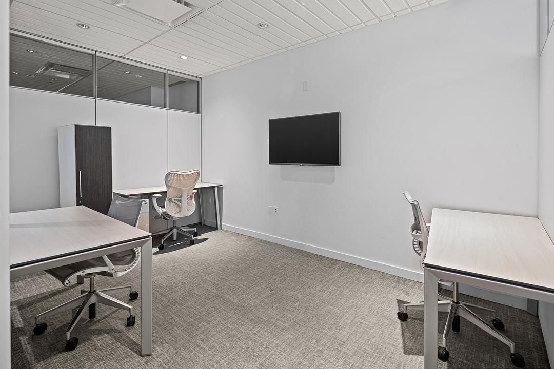 104/105 - 1090 Johnson St, Victoria, BC