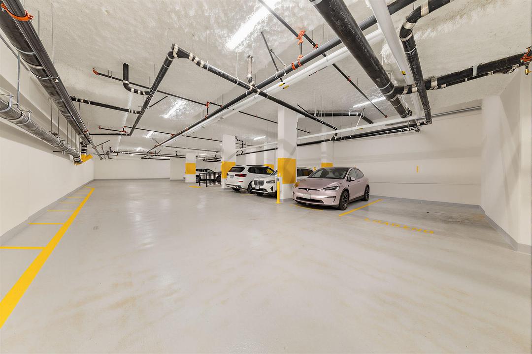 8405 Granville Street, Vancouver, BC